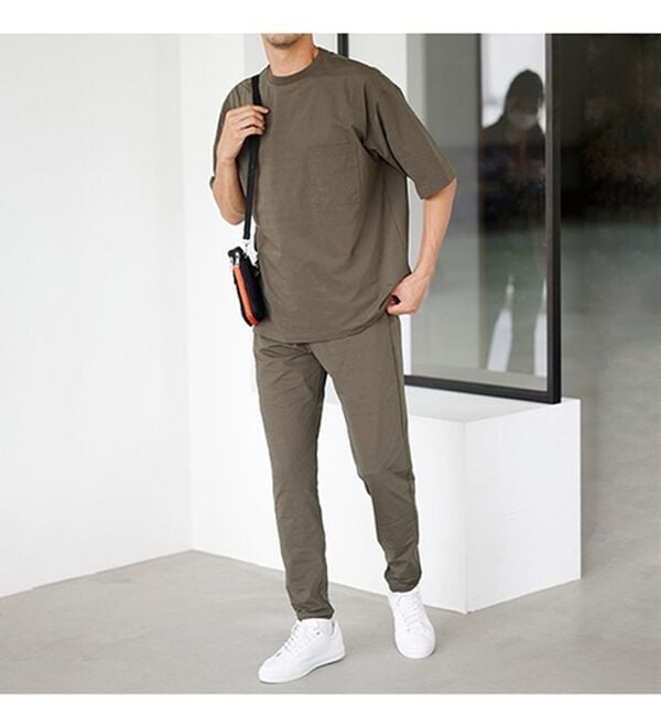 「部屋着に見せない！大人のきれいめＴシャツ・パンツ（メンズＴシャツ）」｜詳細画像