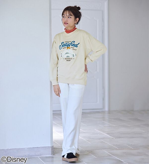 Disney＞【ベイマックス】さがら刺しゅう裏毛トレーナー