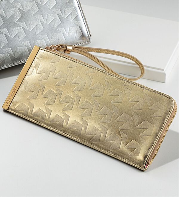 BELLUNA（ベルーナ）の「＜ＬＡＺＹ　ＳＵＳＡＮ＞スター型押牛革財布（財布・パスケース）」｜ゴールド