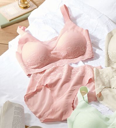 LAVIENNE（ラヴィエンヌ）の「ナチュラルレースのＳｕ－ｐｉｔａ（スーピタ）ブラ・ショーツ（別売）（ブラジャー）」