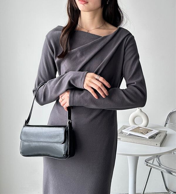 GeeRA（ジーラ）の「ドレープデザインワンピース（その他ワンピース）」｜詳細画像