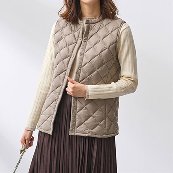 BELLUNA（ベルーナ）の「洗える！キルト柄軽量ダウンベスト（ベスト）」｜詳細画像