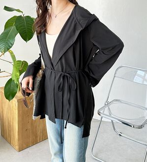 GeeRA（ジーラ）の「【水陸両用】ラッシュガードフーディカーデガン（パーカー）」｜ブラック