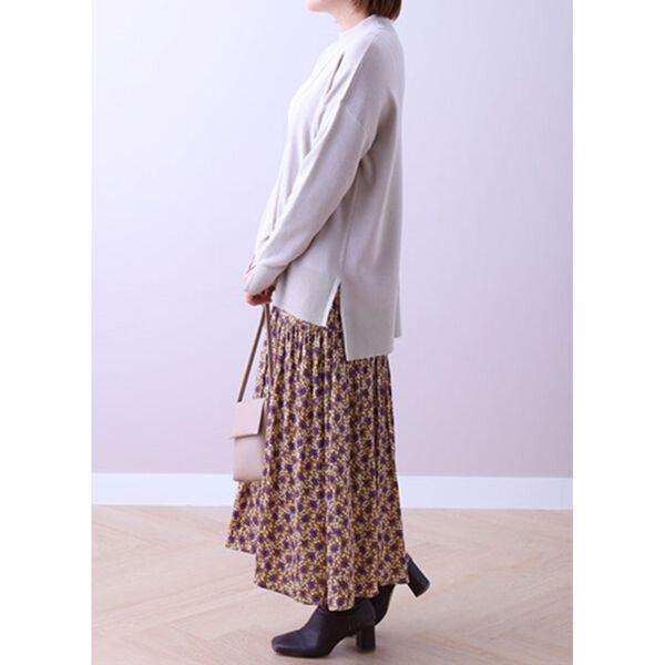 BELLUNA（ベルーナ）の「フラワープリントスカート（ロングスカート）」｜詳細画像