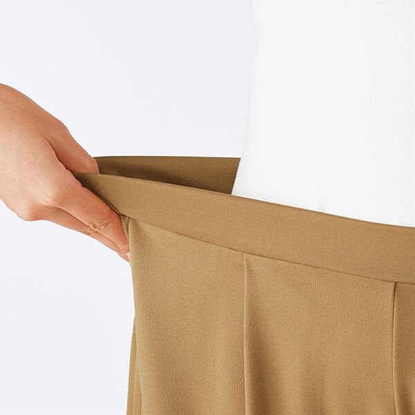 BELLUNA（ベルーナ）の「＜ＦＩＬＡ＞サラッと快適！バックプリーツセットアップ（セットアップ）」｜詳細画像