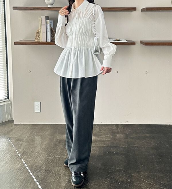 GeeRA（ジーラ）の「シャーリングビスチェデザインシャツ（シャツ）」｜詳細画像