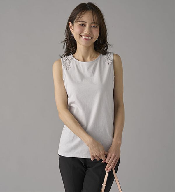 BELLUNA（ベルーナ）の「綿混素材脇汗対策フラワーレースインナー（タンクトップ・キャミソール）」｜詳細画像