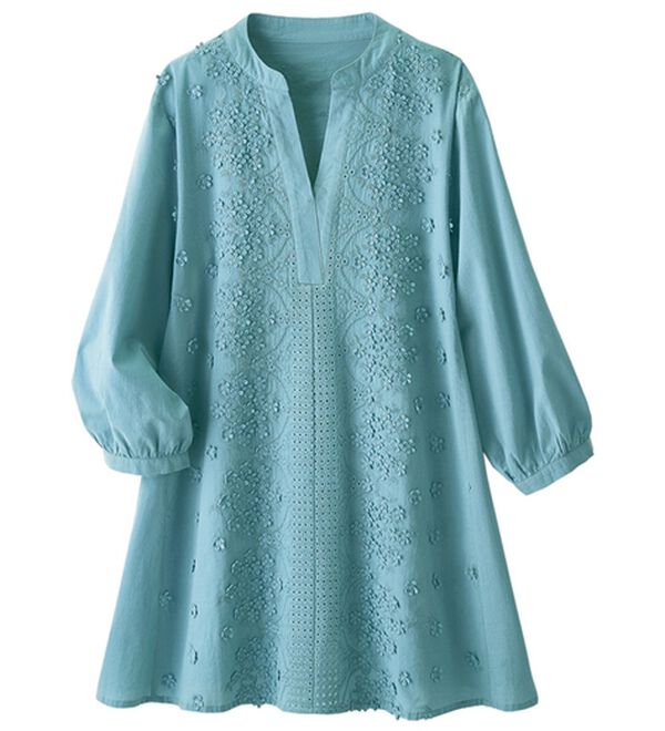 ルフラン（ルフラン）の「綿１００％花刺しゅうブラウス（ブラウス）」｜グレイッシュブルー