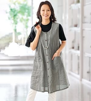 BELLUNA（ベルーナ）の「＜サッと着られてゆったり体型カバー！＞綿シャーリング素材ストライプ切替ジャンパードレス（チュニック）」｜グレー系