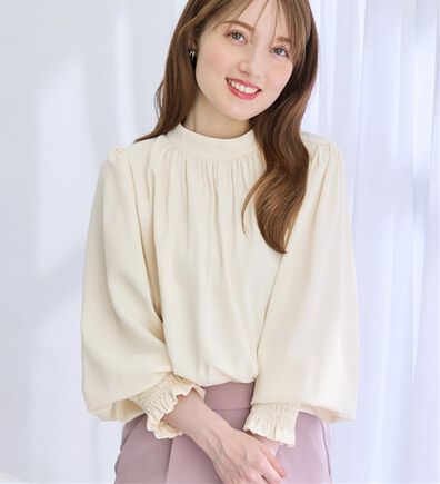 alotta（アロッタ）の「ボリューム袖上品とろみブラウス（ブラウス）」