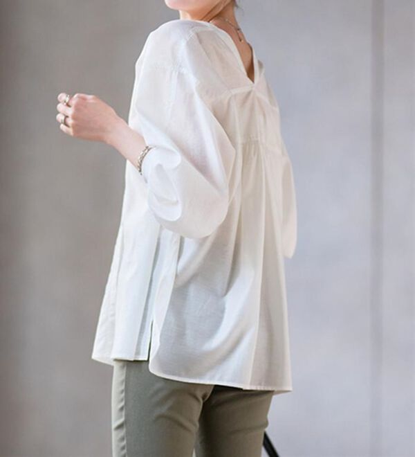 RANAN（ラナン）の「ディープVネックシアーシャツ（シャツ）」｜詳細画像