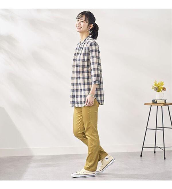 BELLUNA（ベルーナ）の「綿１００％刺しゅうデザインシャツ（シャツ）」｜詳細画像