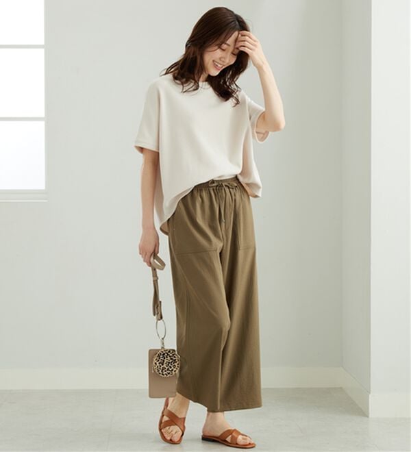 BELLUNA（ベルーナ）の「サラリ快適！ビンテージ調ベイカーワイドパンツ（ワイドパンツ・ガウチョ）」｜詳細画像
