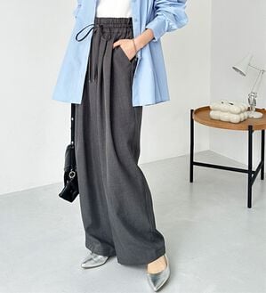 GeeRA（ジーラ）の「【体型カバー】上品なのにラクちんワイドパンツ（フルレングスパンツ）」｜チャコール