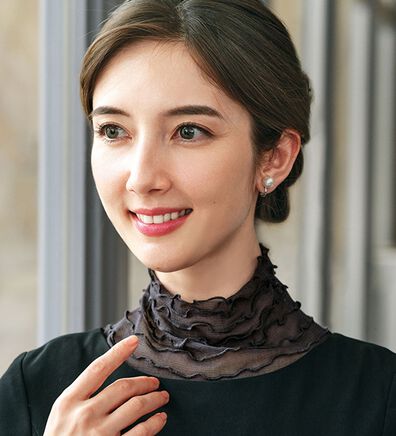 BELLUNA（ベルーナ）の「シルク１００％ロングネックカバー（ストール・スカーフ・マフラー）」