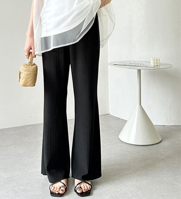 GeeRA（ジーラ）の「セルフカット美脚魅せセミフレアパンツ（フルレングスパンツ）」｜詳細画像