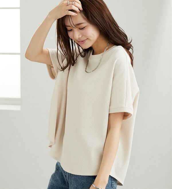 BELLUNA（ベルーナ）の「【快適Ｌａｂ．】ドライワッフル素材ドルマンプルオーバー（カットソー）」｜詳細画像