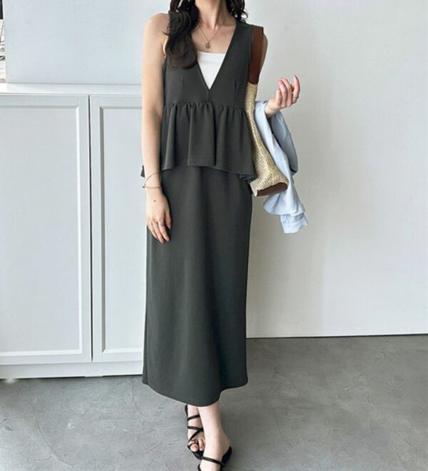 GeeRA（ジーラ）の「楽ちん！ペプラムジャンパースカート（ジャンパースカート）」｜詳細画像