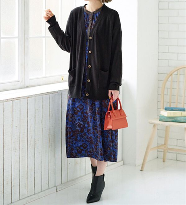 BELLUNA（ベルーナ）の「ビンテージ柄ピンタック使いワンピース（その他ワンピース）」｜詳細画像