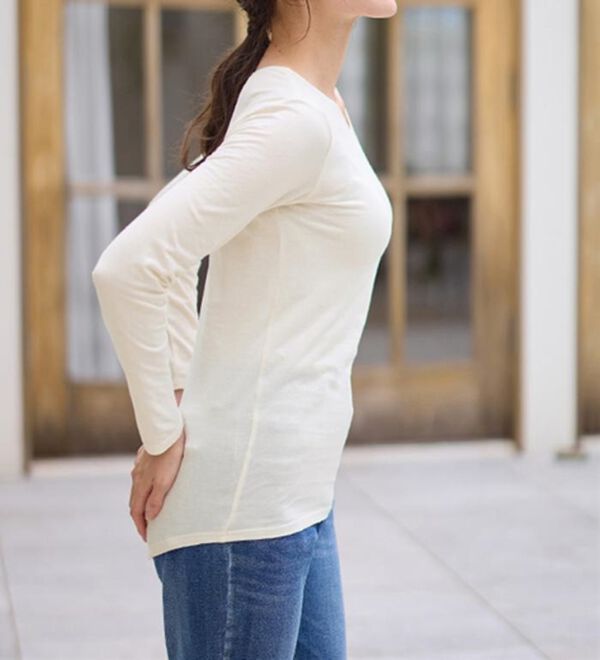 LAVIENNE（ラヴィエンヌ）の「【選べる襟！】綿１００％吸湿発熱あったかインナー（肌着・インナーウェア）」｜詳細画像