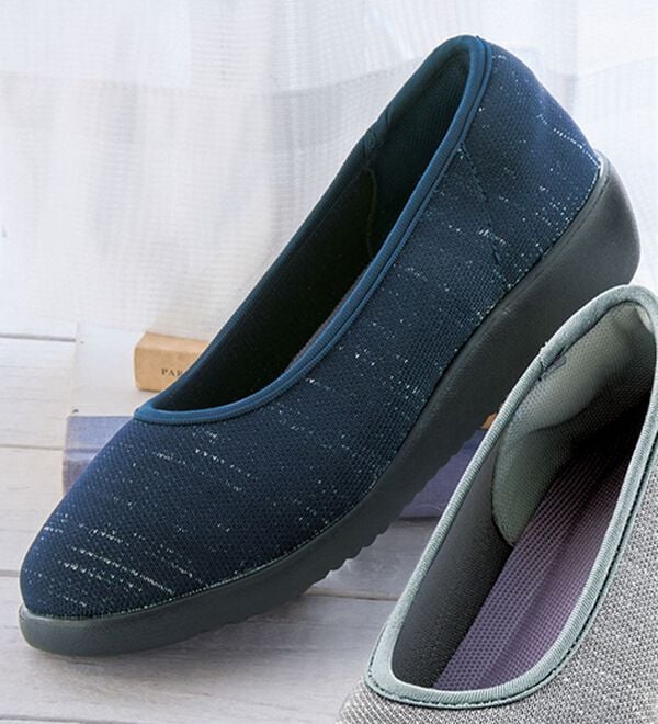 BELLUNA（ベルーナ）の「幅広ラクちんニットパンプス（パンプス）」｜ネイビー