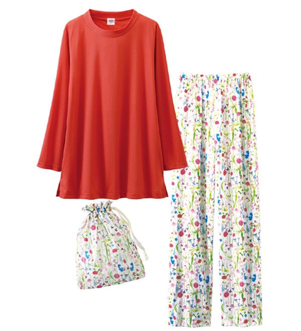 LAVIENNE（ラヴィエンヌ）の「【３点セット】＜ヒビヤカダン　スタイル＞トラベルパジャマ（パジャマ・ルームウェア）」｜ｵﾚﾝｼﾞﾚｯﾄﾞ&times;ｵﾌﾎﾜｲﾄ系花柄