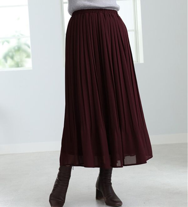 BELLUNA（ベルーナ）の「プリーツデザインカラースカート（ロングスカート）」｜ワイン