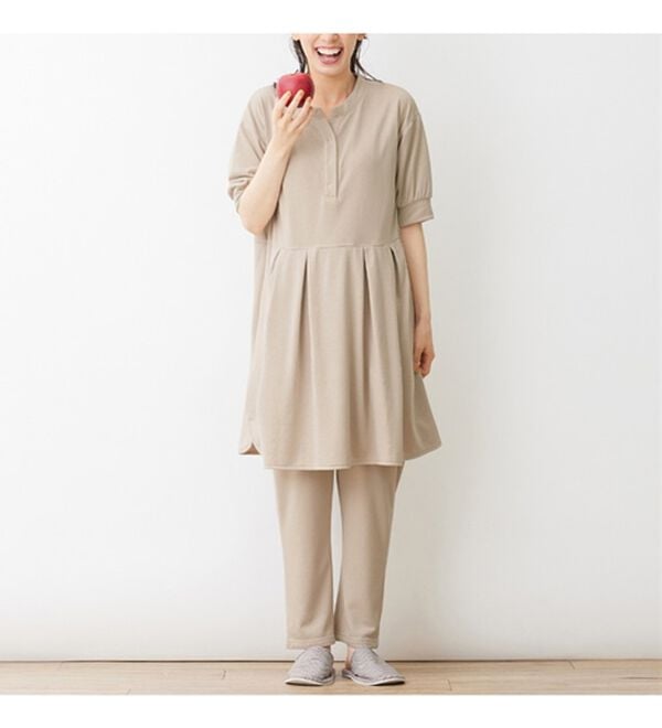 Viola e Viola（ヴィオラ エ ヴィオラ）の「やわらかパイルチュニックセットアップ（パジャマ・ルームウェア）」｜詳細画像