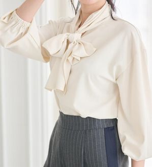 RANAN（ラナン）の「とろみボウタイブラウス（ブラウス）」｜詳細画像