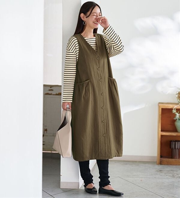 BELLUNA（ベルーナ）の「＜＆ｃｏｃｏｃｈｉ＞綿１００％二重織コクーンジャンパースカート（ジャンパースカート）」｜モカ