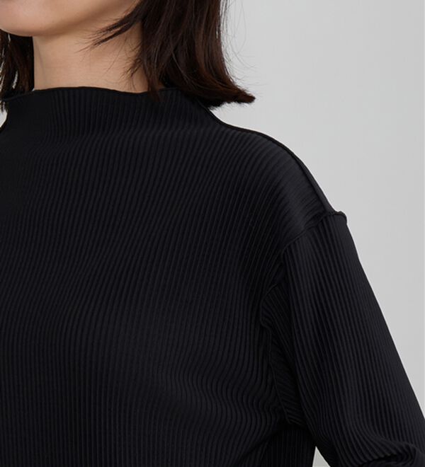 BELLUNA（ベルーナ）の「プリーツ素材配色デザインプルオーバー（カットソー）」｜詳細画像