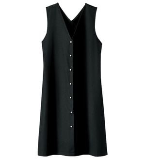 BELLUNA（ベルーナ）の「ウール調素材パールボタン使いジャンパードレス（ジャンパースカート）」｜黒無地