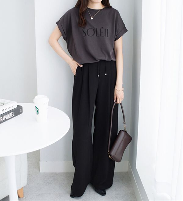 Viola e Viola（ヴィオラ エ ヴィオラ）の「脱普通！すっきり見え大人の上品Ｔシャツ（Tシャツ）」｜詳細画像