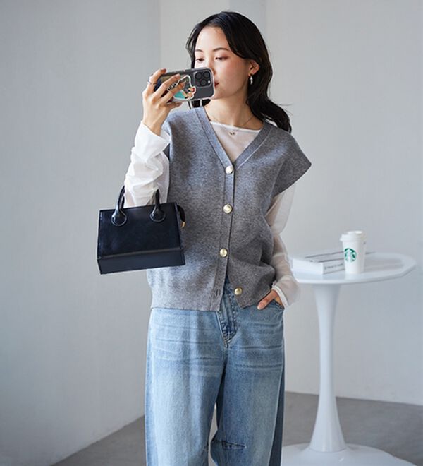 RANAN（ラナン）の「【ムースタッチ】洗える！ゴールド調ボタンニットベスト（ベスト）」｜詳細画像