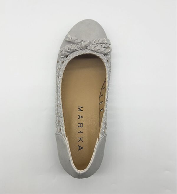 BELLUNA（ベルーナ）の「４Ｅ編み込みデザインリボンパンプス（パンプス）」｜詳細画像