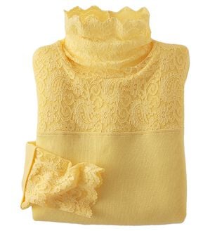 BELLUNA（ベルーナ）の「レース使い吸湿発熱プルオーバー（カットソー）」｜イエロー