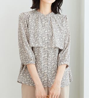 BELLUNA（ベルーナ）の「ケープ風デザインブラウス（ブラウス）」｜アイボリー系