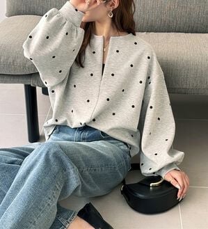 GeeRA（ジーラ）の「ドット刺繍ハーフジップダンボールトップス（カットソー）」｜杢グレー