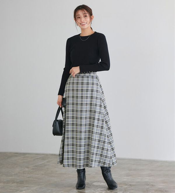 Pierrot（ピエロ）の「【選べるネック】袖ボタンリブニット（ニット・セーター）」｜詳細画像