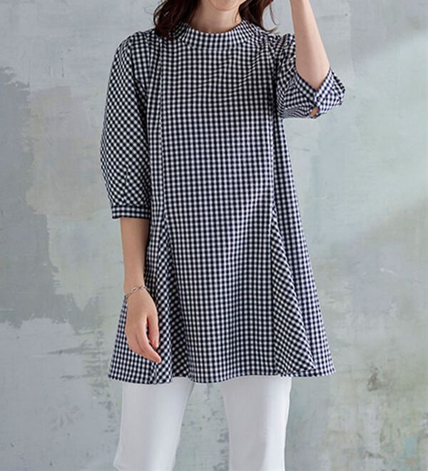 BELLUNA（ベルーナ）の「着痩せ！サッカー素材切替ブラウス（ブラウス）」｜詳細画像