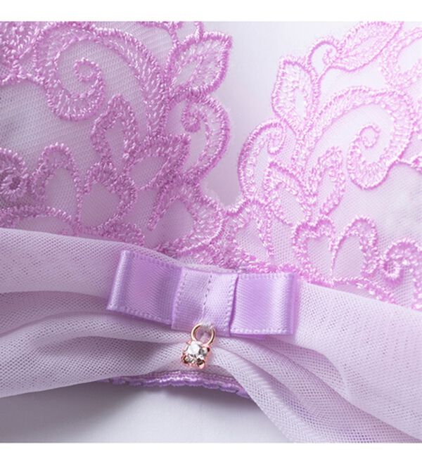 YU'NOW（ユナウ）の「ぷるるん谷間のノンワイヤーブラ＆ショーツ（ブラジャー＆ショーツセット）」｜詳細画像