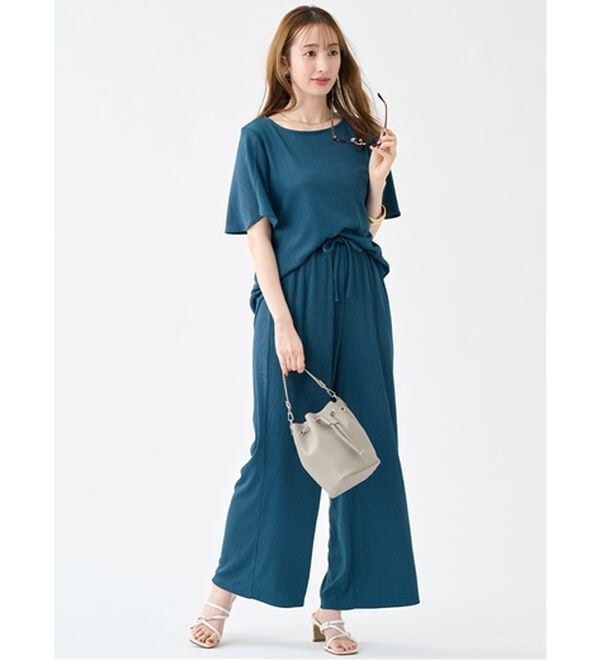 alotta（アロッタ）の「【4つの機能付】ひんやりチューリップ袖ブラウスTシャツ（カットソー）」｜詳細画像