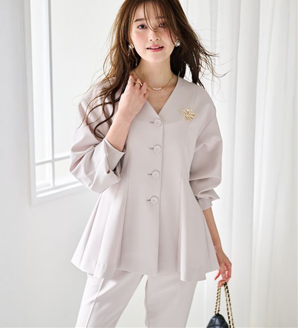 RANAN（ラナン）の「【２点セット】Ｖネックペプラムセットアップ（パンツスーツ）」｜詳細画像