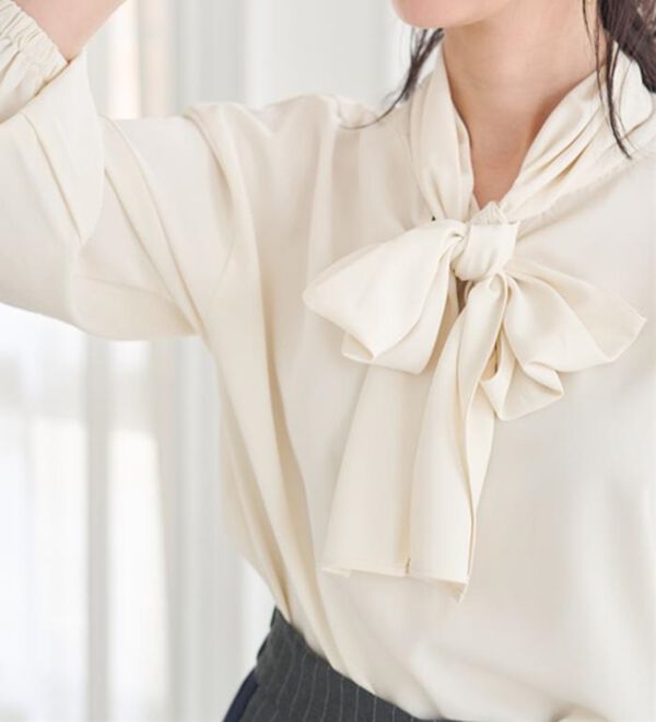RANAN（ラナン）の「とろみボウタイブラウス（ブラウス）」｜詳細画像