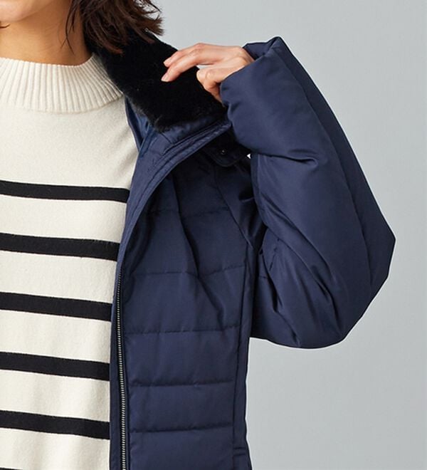 BELLUNA（ベルーナ）の「フレンチダウン使い細見えキルト切替ロングコート（ロングコート）」｜詳細画像