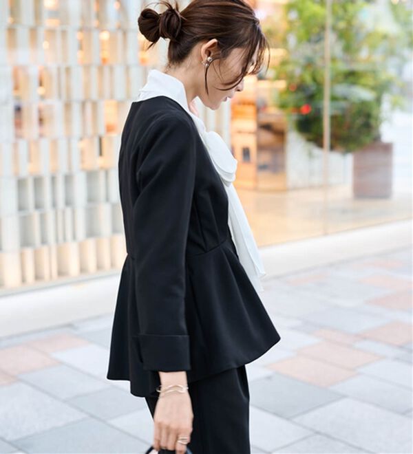 RANAN（ラナン）の「【２点セット】防シワ！ノーカラーペプラムパンツスーツ（パンツスーツ）」｜詳細画像