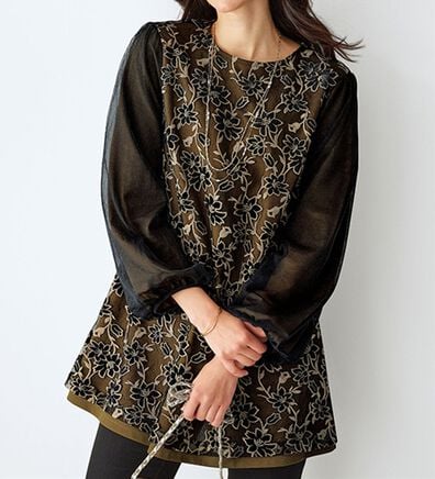 BELLUNA（ベルーナ）の「ベロア花柄チュール重ねチュニック（チュニック）」