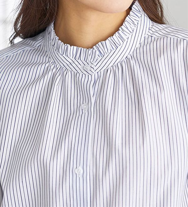 BELLUNA（ベルーナ）の「衿フリル使いラメストライプシャツチュニック（チュニック）」｜詳細画像
