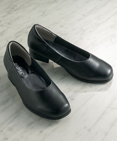 BELLUNA（ベルーナ）の「選べるワイズ牛革プレーンパンプス（パンプス）」