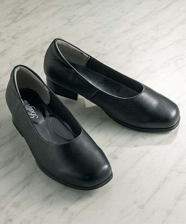 BELLUNA（ベルーナ）の「選べるワイズ牛革プレーンパンプス（パンプス）」｜1